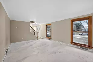 3209 Autumn Ln, Green Township, OH 45239 - Photo 6