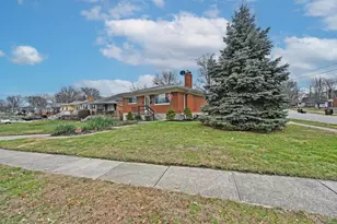 4607 Largo Dr, Sycamore Township, OH 45236 - Photo 2