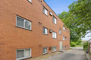 1522 Cedar Ave, Cincinnati, OH 45224 - Photo 2