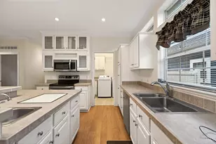 6617 Fairpark Ave, Cincinnati, OH 45216 - Photo 8