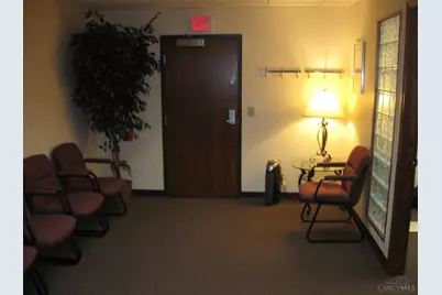 7655 Five Mile Road #115, Anderson Township, OH 45230 - Photo 4