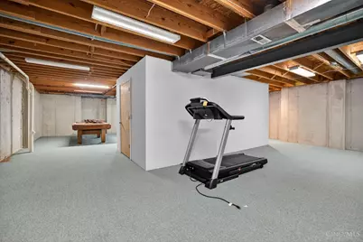 8335 Charming Manor, West Chester, OH 45069 - Photo 36