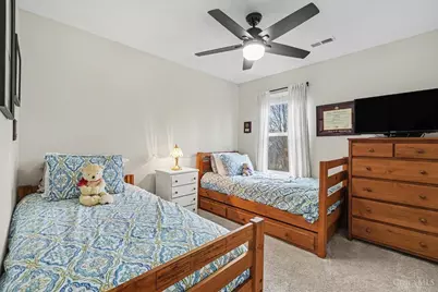 262 Hennepin Drive, Hamilton Township, OH 45039 - Photo 14