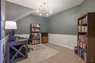 8001 Oakbridge Wy, Cincinnati, OH 45248 - Photo 16