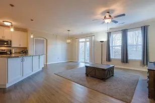 8001 Oakbridge Wy, Cincinnati, OH 45248 - Photo 6