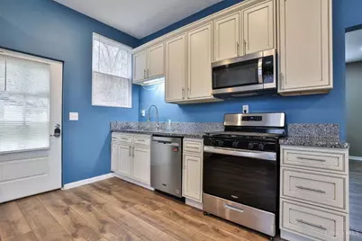 654 3rd Street, Cincinnati, OH 45215 - Photo 14