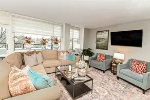 2401 Ingleside Ave, Cincinnati, OH 45206 - Photo 8