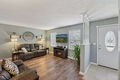 5276 Chateau Way, Fairfield, OH 45014 - Photo 6