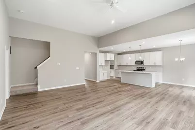1180 Eagle Boulevard, Hamilton Township, OH 45039 - Photo 6
