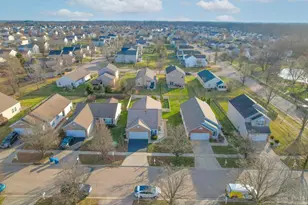 219 Hartford Ct, Hamilton Township, OH 45039 - Photo 48