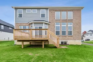 9061 Sorrento Pl, Washington Twp, OH 45458 - Photo 4