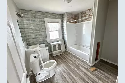 200 E Siebenthaler, Dayton, OH 45405 - Photo 14