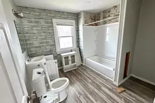 200 E Siebenthaler, Dayton, OH 45405 - Photo 14