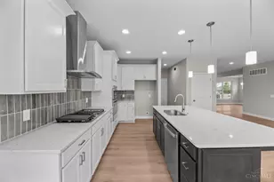 9023 Sorrento Pl, Washington Twp, OH 45458 - Photo 8