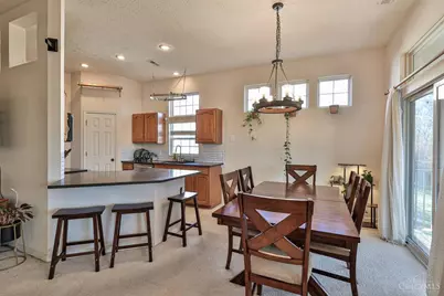 7812 Gapstow Bridge, Springfield Township, OH 45231 - Photo 4