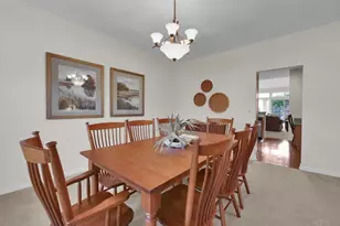 1704 Harmon Dr, Wyoming, OH 45215 - Photo 6