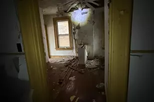 819 Findlay St, Cincinnati, OH 45214 - Photo 10