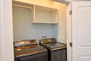 3046 Lavinia Ave, Cincinnati, OH 45208 - Photo 16