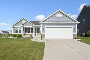 2472 Streamside Dr, Batavia Township, OH 45103 - Photo 2