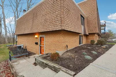 6586 Hearne Road #2T, Green Township, OH 45248 - Photo 1