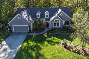 11667 Symmes Creek Dr, Loveland, OH 45140 - Photo 2