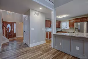 713 Heritage Dr, Trenton, OH 45067 - Photo 8