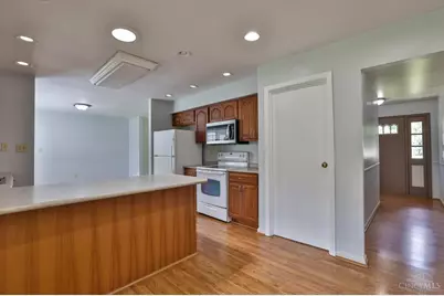 6035 Kyles Station Road, Liberty Township, OH 45011 - Photo 16