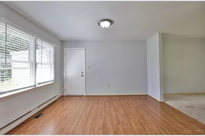 6035 Kyles Station Road, Liberty Township, OH 45011 - Photo 10