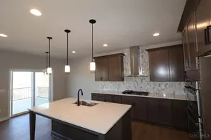 8 Glasgow St, Springboro, OH 45066 - Photo 8