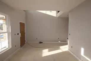 8 Glasgow St, Springboro, OH 45066 - Photo 10