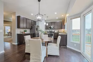 1123 Carrington Pl, Hamilton Township, OH 45039 - Photo 10