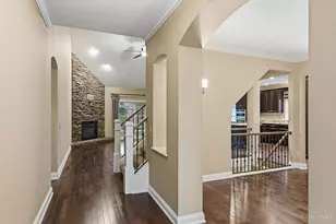 1174 Club View Dr, Centerville, OH 45458 - Photo 4