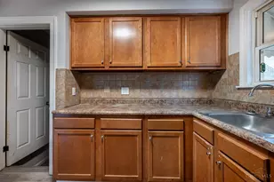 904 Stanley St, Middletown, OH 45044 - Photo 8