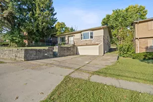 7871 Glen Orchard Dr, Cincinnati, OH 45237 - Photo 4