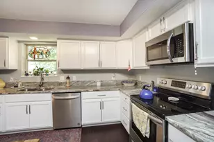 1027 Lorelei Dr, Perry Township, OH 45118 - Photo 14