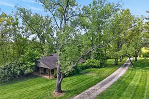 8905 Hopewell Rd, Indian Hill, OH 45242 - Photo 50