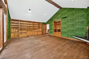 8905 Hopewell Rd, Indian Hill, OH 45242 - Photo 28