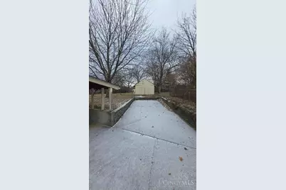 200 Lakeview Drive, Mason, OH 45040 - Photo 2