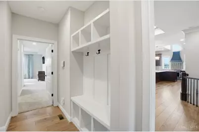 8235 Charlies Way, Miami Township, OH 45002 - Photo 32