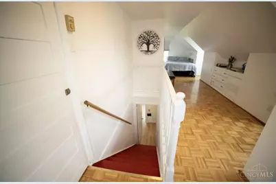 1527 Dana Avenue, Cincinnati, OH 45207 - Photo 8