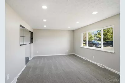 2615 Cincinnati Dayton Road, Middletown, OH 45044 - Photo 10