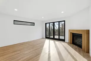 967 Windsor St, Cincinnati, OH 45206 - Photo 6