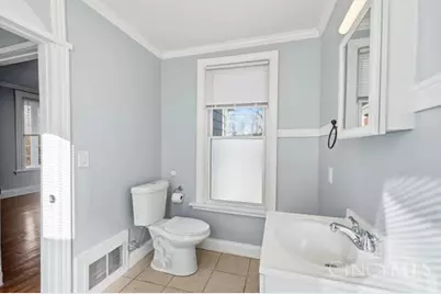 6009 Erie Avenue, Cincinnati, OH 45227 - Photo 8