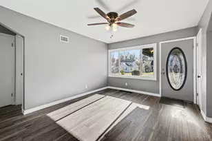 2750 W Galbraith Rd, Cincinnati, OH 45239 - Photo 2