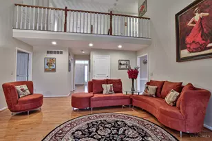 9829 Orchard Club Dr, Montgomery, OH 45242 - Photo 14