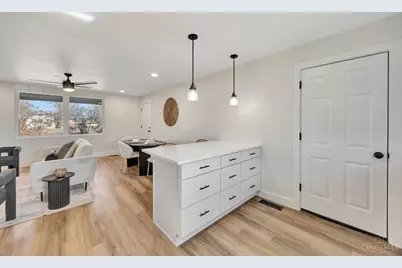 784 Farnham Court, Forest Park, OH 45240 - Photo 12