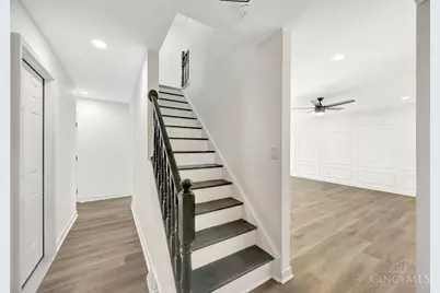 7918 Southampton Court, Cincinnati, OH 45231 - Photo 8