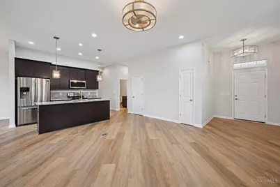 669 Fredericks Pass, South Lebanon, OH 45065 - Photo 4