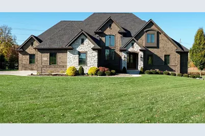 2442 Berkeley Court, Clear Creek Township, OH 45036 - Photo 2