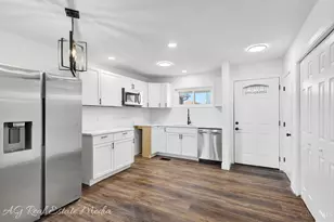 1285 Landis Ln, Cincinnati, OH 45231 - Photo 12